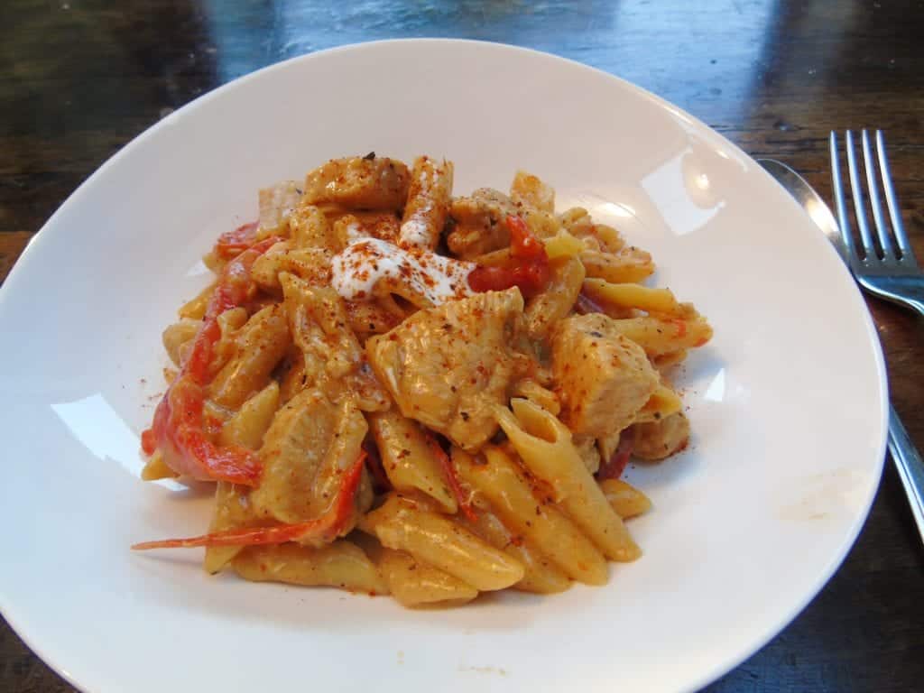 Creamy One Pot Cajun Chicken Pasta - Syn Free - Slimming World - Recipe - Healthy - Low Fat - Cajun Spice - One Pot Pasta 