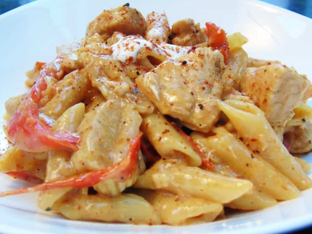 Creamy One Pot Cajun Chicken Pasta - Syn Free - Slimming World - Recipe - Healthy - Low Fat - Cajun Spice - One Pot Pasta 