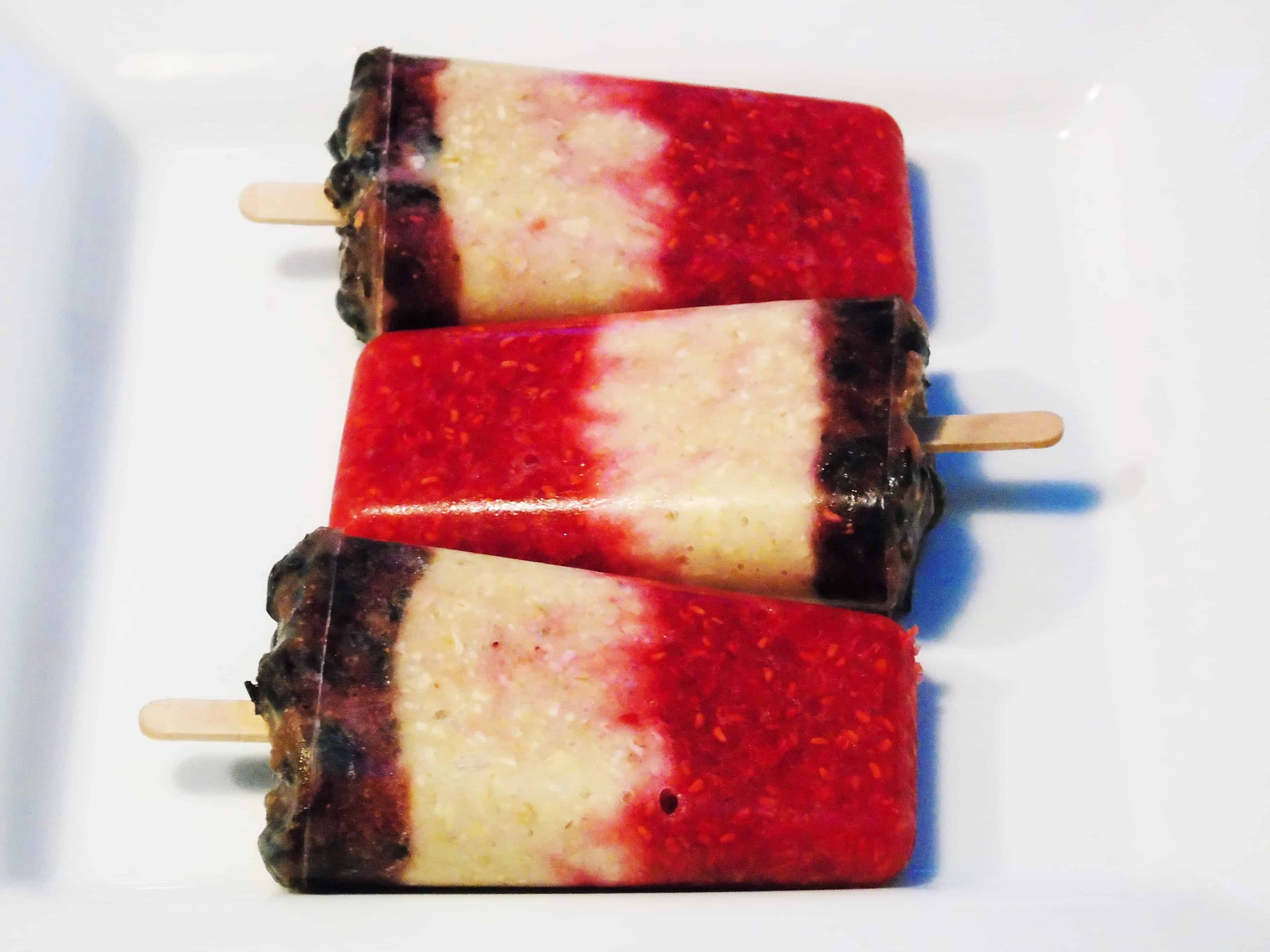 Overnight Oat Ice Lollies - Breakfast Ideas - Slimming World - Healthy Extra B - HexB - Ice Lollies - Frozen - Berries - Raspberry - Blueberry - Low Syn