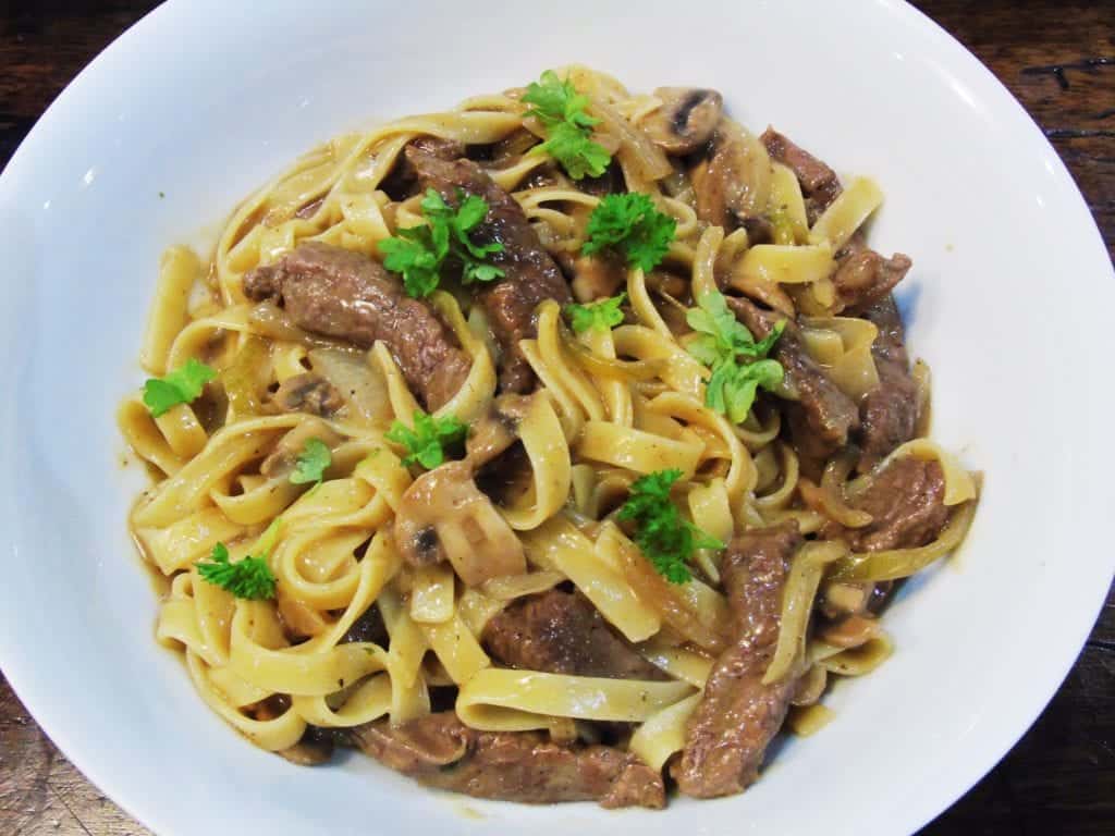 Syn - Free - Slimming - World - Tagliatelle - Pasta - Creamy - Sauce - Steak - Mushroom - Dinner - Easy 