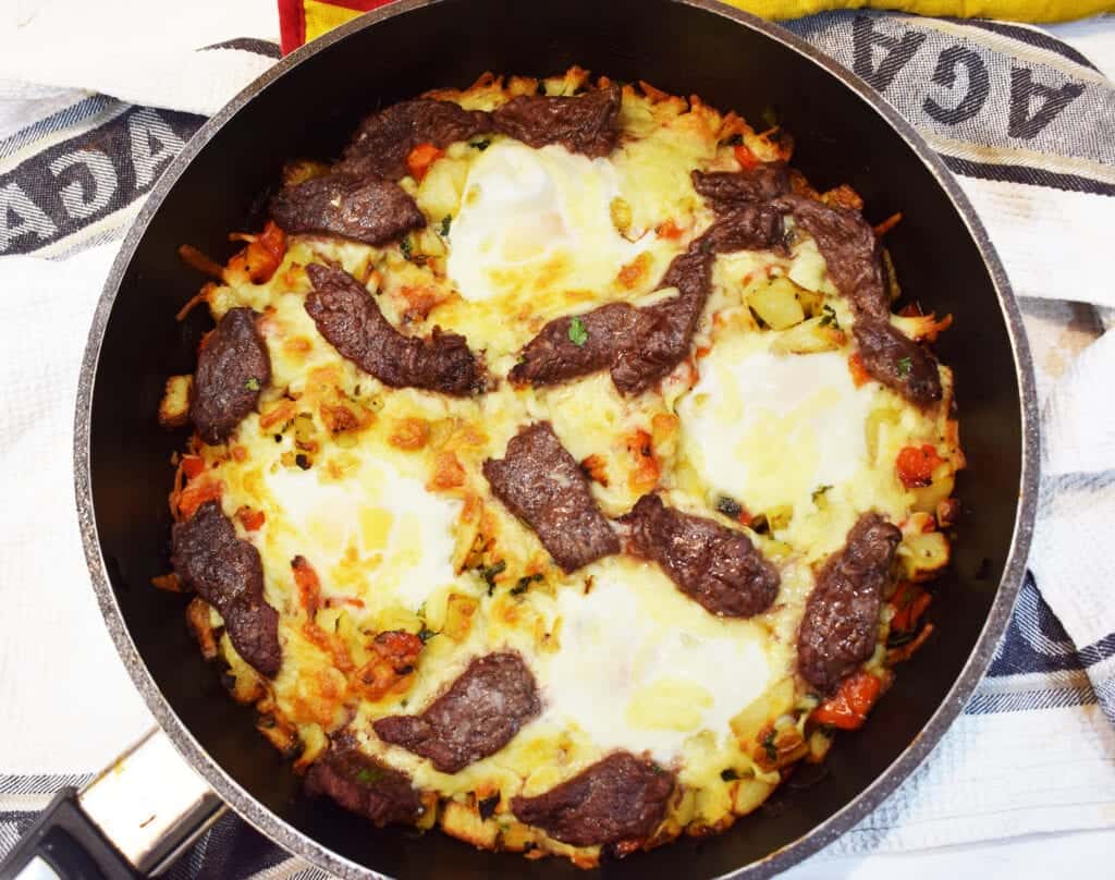 Cheesy - Steak & Egg Hash - Slimming World - Syn Free