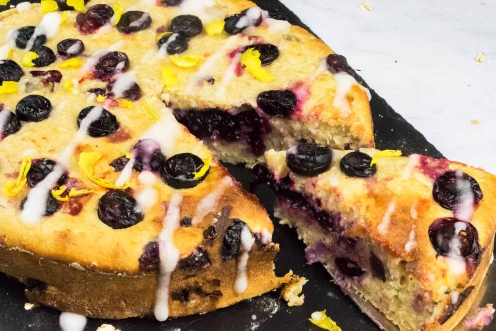 Healthy-Lemon-Blueberry-Yogurt-Cake-slimming-world