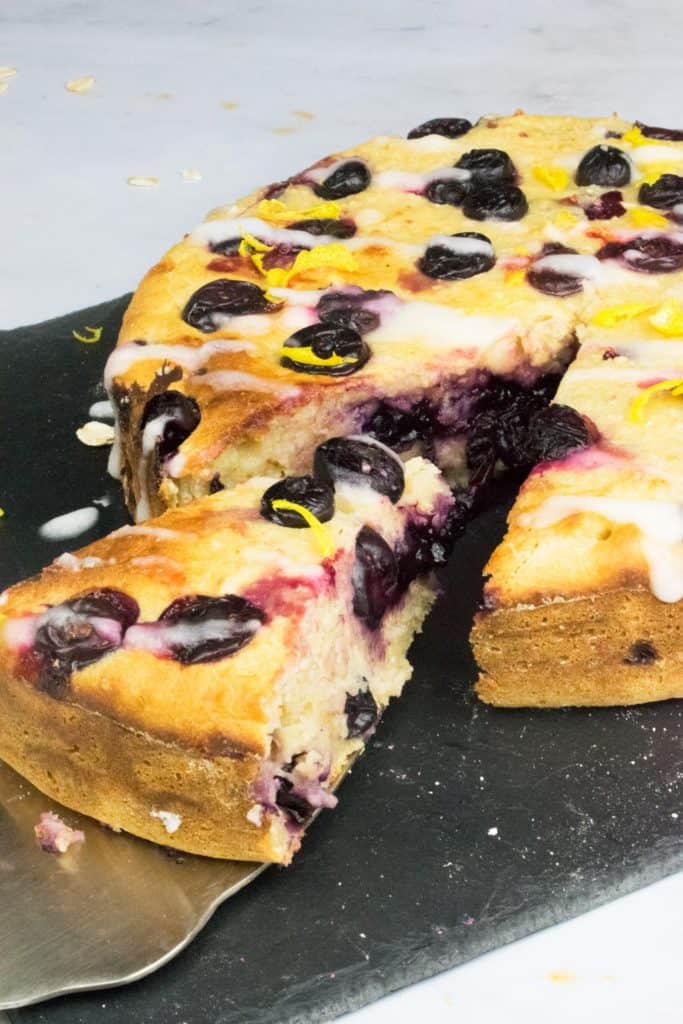 Healthy-Lemon-Blueberry-Yogurt-Cake-slimming-world