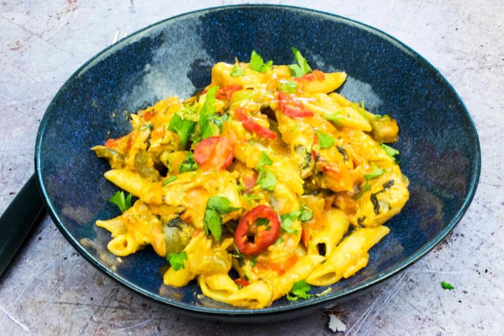 Syn Free Peri Peri Chicken Pasta - Slimming World - Dinner - Recipe - Easy